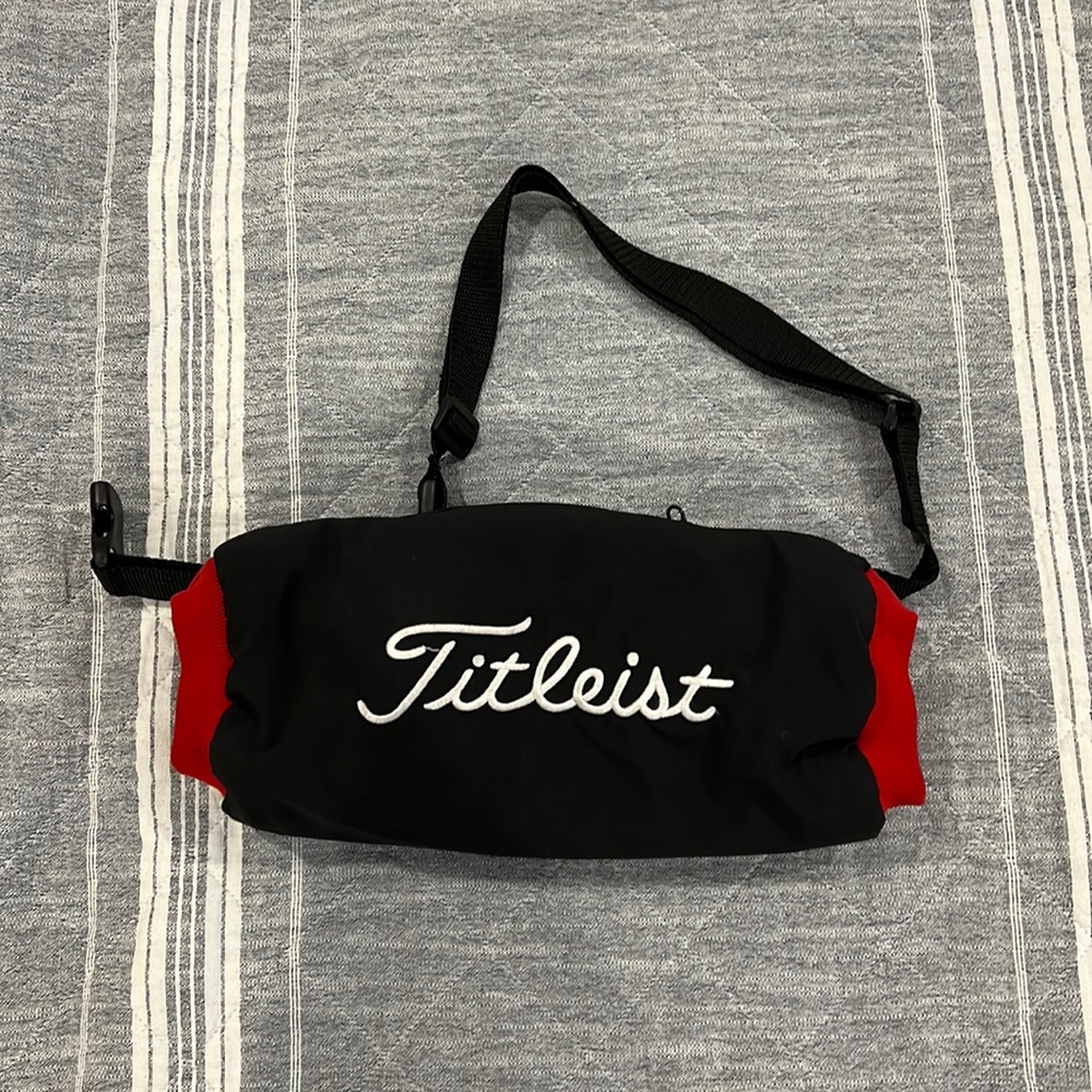 Titleist hand warmer